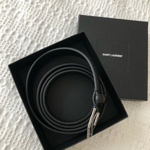 Saint Laurent Leather Triangle Belt